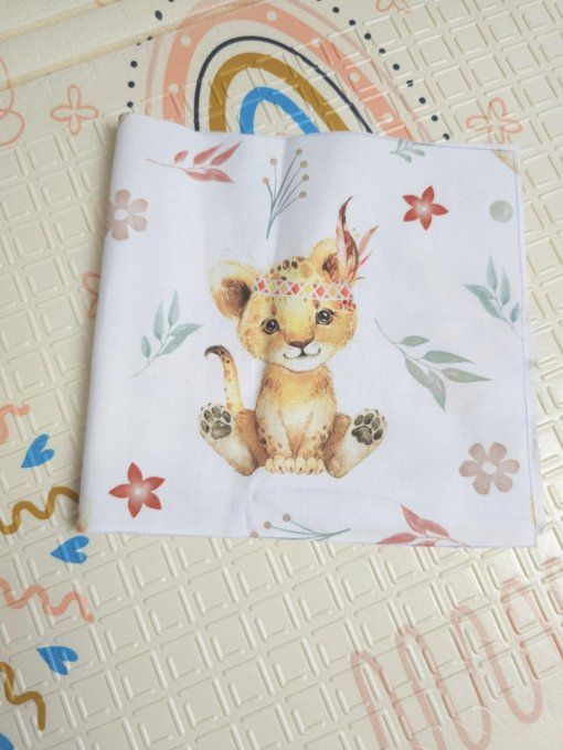 DESTOCKAGE - PROTEGE CARNET DE SANTE - Lion 