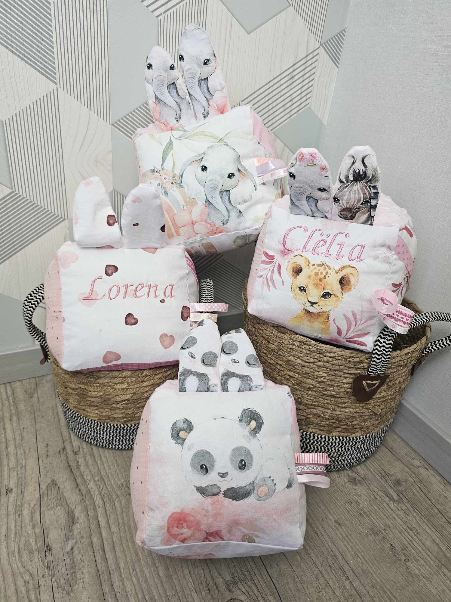 Cube d'éveil à partir de 22,00 €